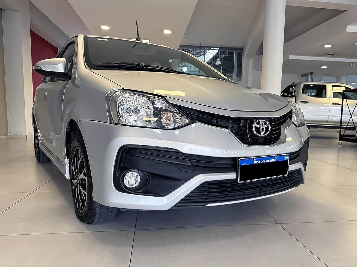 Imagen de Toyota Etios Platinum 4P AT